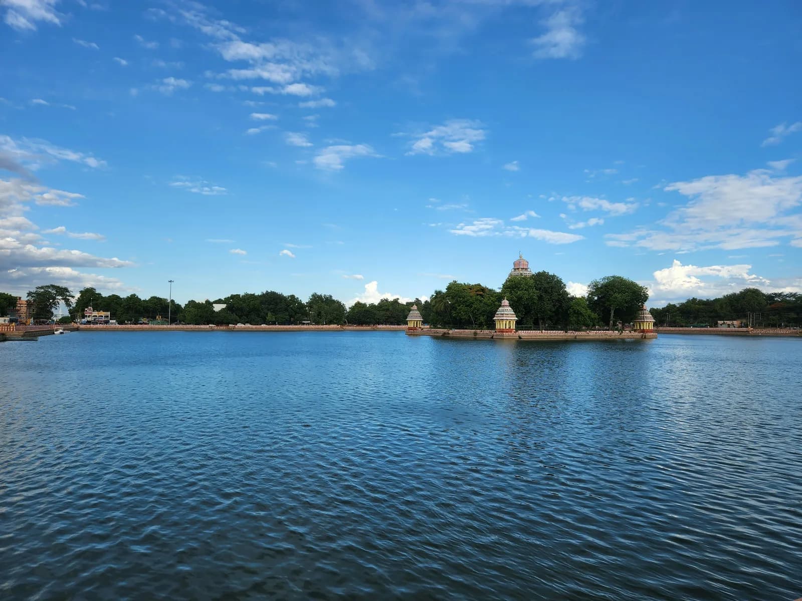 Temple tank on the Vaigai River, Madurai
